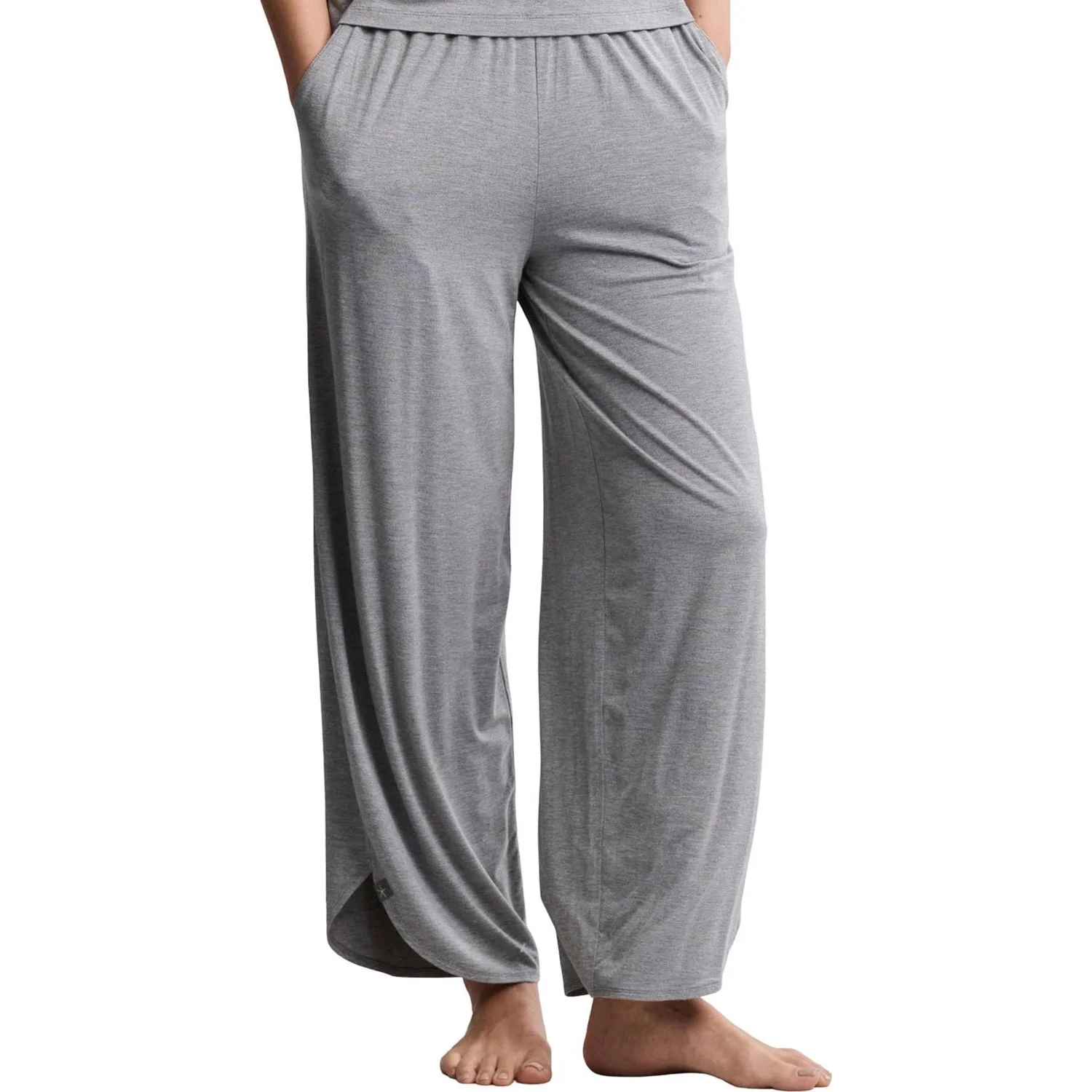 Barefoot Dreams - Womens Ultra Soft Jersey Curved Hem Cropped Pant - Image 2