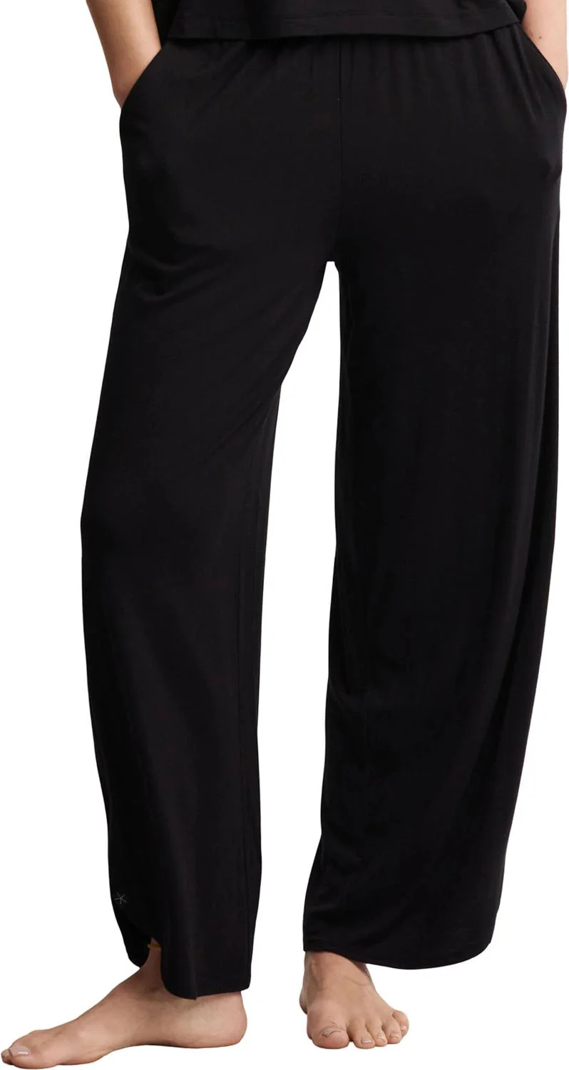 Barefoot Dreams - Womens Ultra Soft Jersey Curved Hem Cropped Pant - Image 3