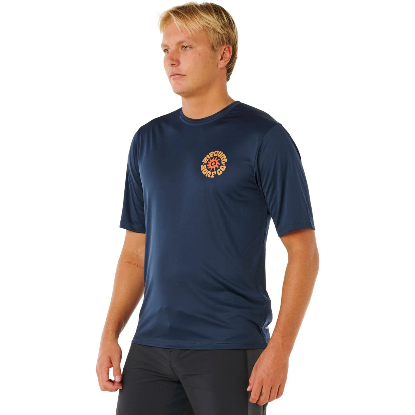 Rip Curl - Men Pacific Rinse Surflite UPF Short Sleeve Rash Vest - Image 2